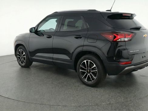 Used 2025 Chevrolet TrailBlazer LT image 6