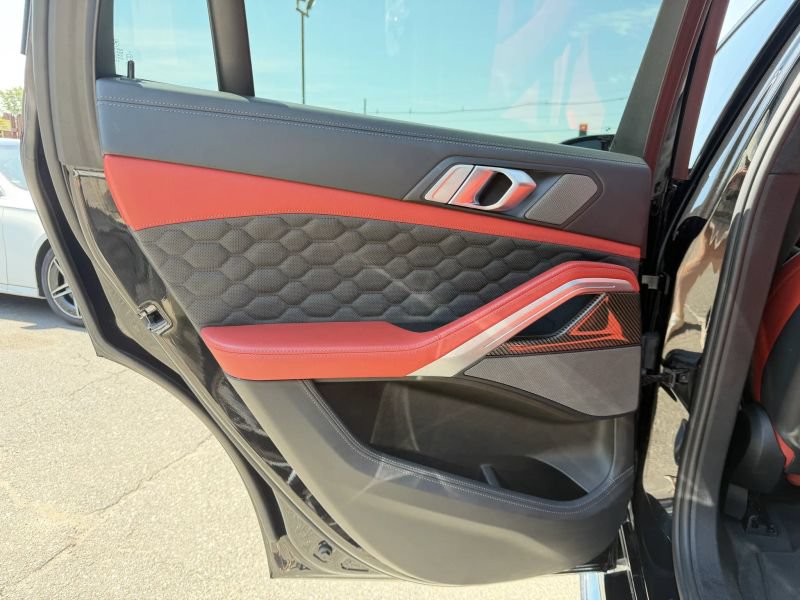 Used 2021 BMW X6 M Competition AWD/4WD image 15