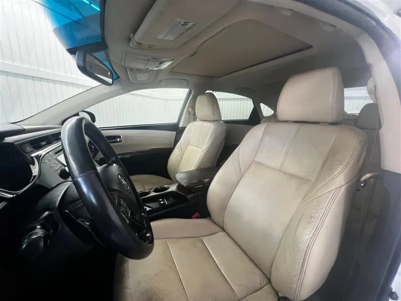 Used 2013 Toyota Avalon XLE Touring FWD image 9