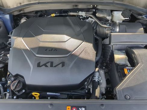 Used 2025 Kia Telluride S FWD image 25