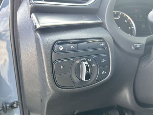 Certified 2023 INFINITI QX55 Essential image 17