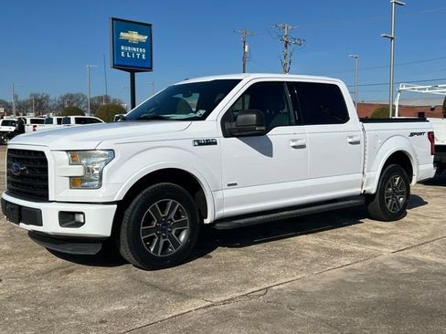 Used 2016 Ford F150 XLT w/ Equipment Group 302A Luxury image 3