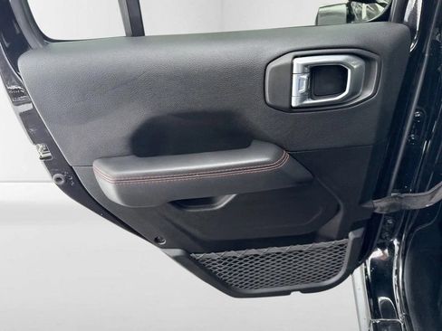 Used 2021 Jeep Wrangler Unlimited Rubicon w/ Uconnect 4C Nav & Sound Group image 26