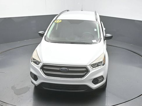 Used 2017 Ford Escape SE w/ Equipment Group 201A FWD image 41