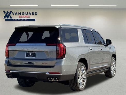 New 2026 GMC Yukon XL Denali w/ Denali Reserve Package image 4