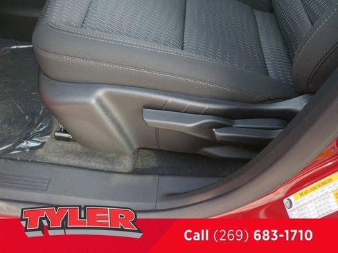 New 2026 Chevrolet Equinox LT image 22