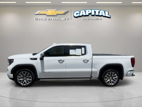 Used 2024 GMC Sierra 1500 Denali AWD/4WD image 2