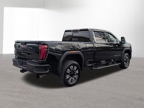 Used 2024 GMC Sierra 2500 Denali w/ Denali Reserve Package image 5