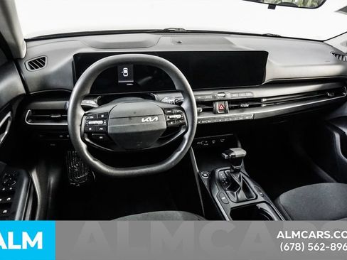 Used 2025 Kia K4 FWD image 23