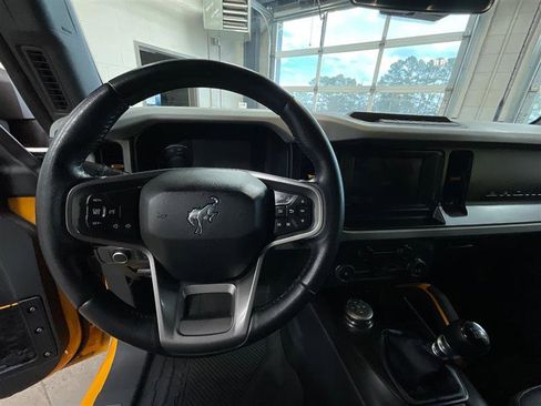 Used 2021 Ford Bronco Badlands image 14