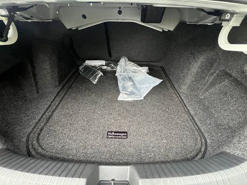Certified 2025 Volkswagen Jetta Sport FWD image 29