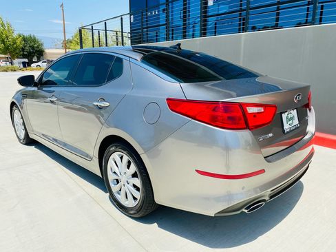 Used 2015 Kia Optima EX w/ EX Premium Package FWD image 4
