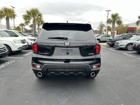 Used 2024 Honda Passport EX-L image 6