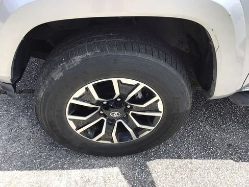 Used 2020 Toyota Tacoma TRD Sport RWD image 17