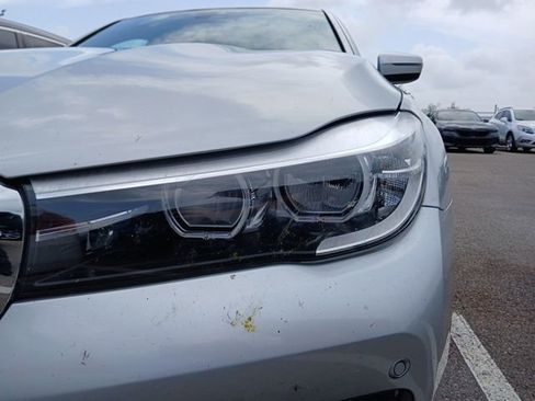 Used 2018 BMW 740i RWD image 8