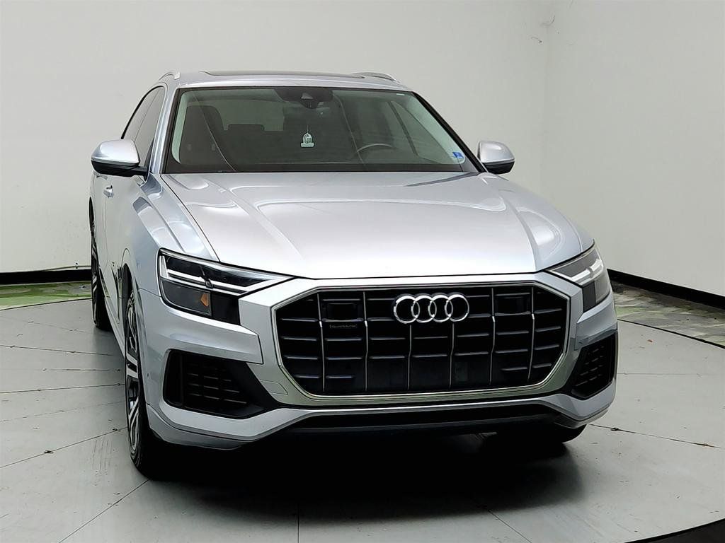 Used 2019 Audi Q8 Premium Plus w/ Premium Plus AWD/4WD image 2