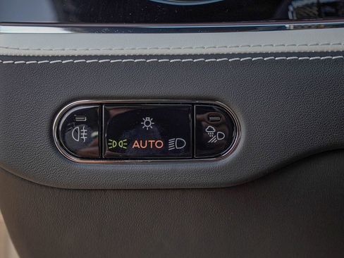 New 2026 Bentley Flying Spur Plug-In Hybrid AWD/4WD image 30