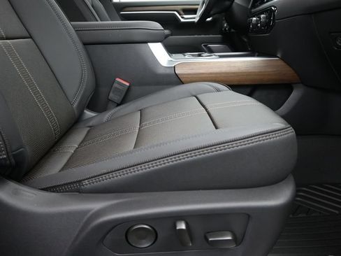 New 2026 Chevrolet Silverado 2500 High Country w/ High Country Premium Package AWD/4WD image 26