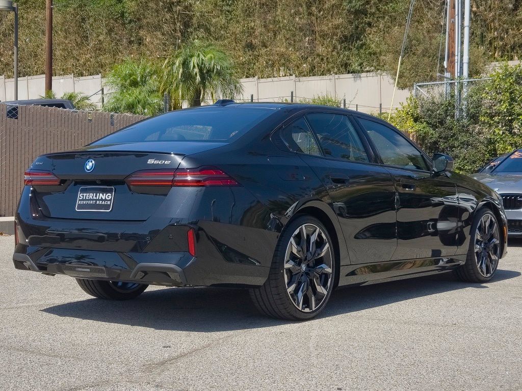 New 2027 BMW 550e xDrive w/ Premium Package AWD/4WD image 15