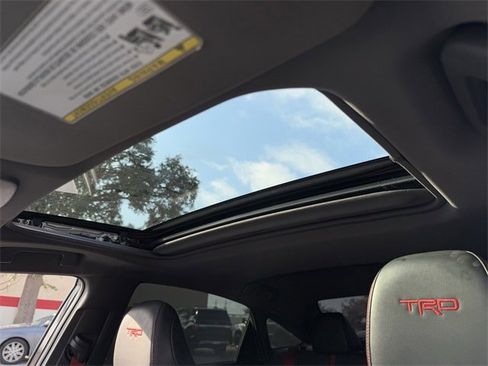 Used 2021 Toyota Avalon TRD image 22