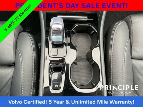 Certified 2023 Volvo XC40 B5 Plus w/ Protection Package Premier image 21