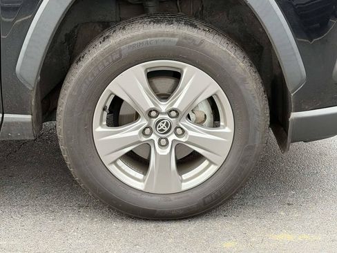 Used 2024 Toyota RAV4 XLE FWD image 10