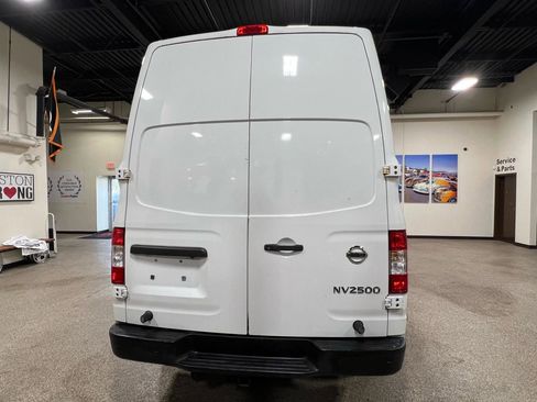 Used 2017 Nissan NV 2500 SV w/ Technology Package image 5