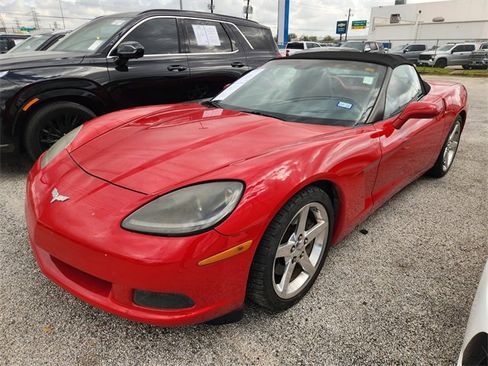 Used 2005 Chevrolet Corvette Convertible w/ Preferred Equipment Group image 3