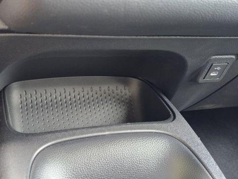 Used 2026 Toyota Corolla LE FWD image 19