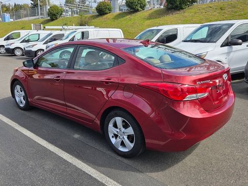 Used 2013 Hyundai Elantra GLS FWD image 5