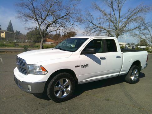 Used 2016 RAM 1500 Big Horn AWD/4WD image 1