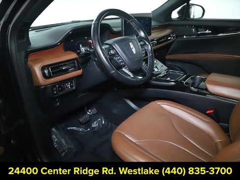 Used 2023 Lincoln Nautilus Reserve AWD/4WD image 18