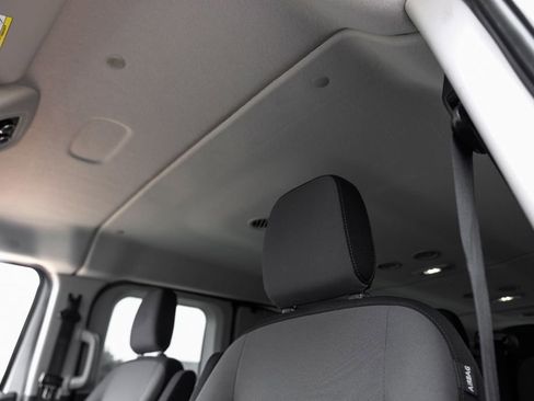 Used 2021 Ford Transit 350 XLT image 31