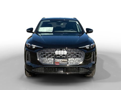 New 2025 Audi Q5 Premium image 8