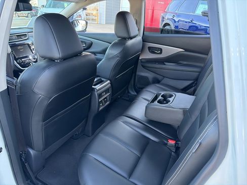 Used 2024 Nissan Murano SV w/ SV Midnight Edition Package image 18