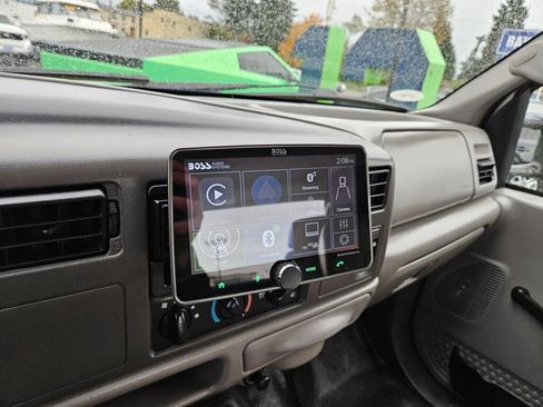 Used 1999 Ford F250 Lariat image 19