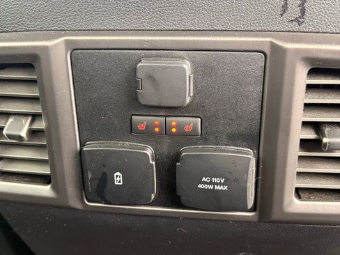 Used 2018 Ford F150 Raptor w/ Equipment Group 802A Luxury image 15