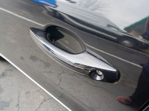 Used 2019 Lincoln MKC Premiere image 9