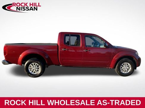 Used 2015 Nissan Frontier SV image 9