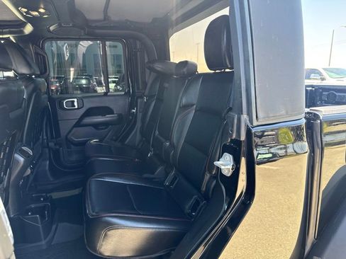 Used 2022 Jeep Gladiator Rubicon AWD/4WD image 21