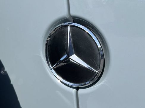 Used 2022 Mercedes-Benz Sprinter 2500 image 8