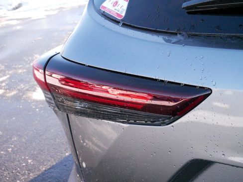 Certified 2026 Toyota Highlander XLE image 17