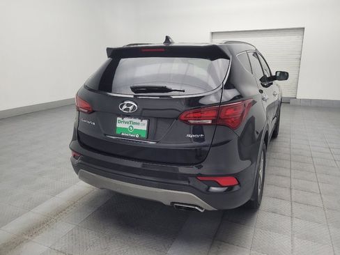 Used 2017 Hyundai Santa Fe Sport image 9