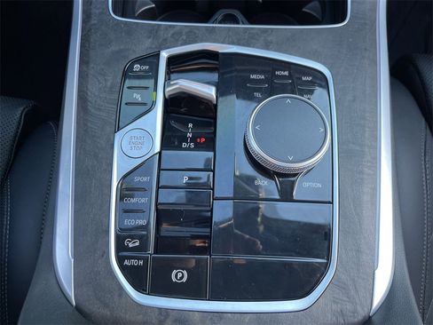Used 2025 BMW X5 xDrive40i image 16