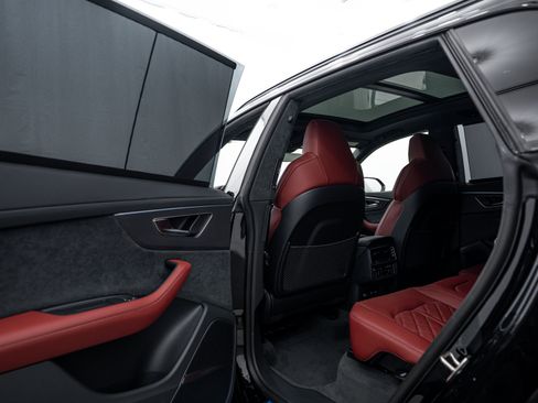 New 2026 Audi SQ8 Prestige AWD/4WD image 20