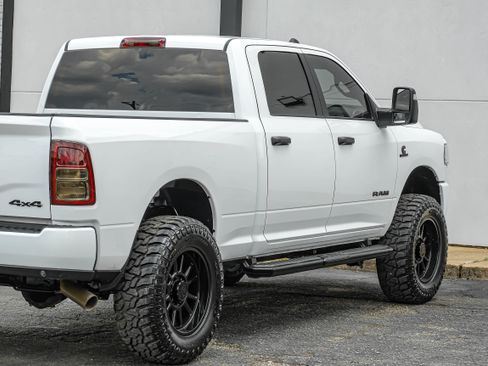 Used 2024 RAM 2500 Big Horn w/ Off Road Package AWD/4WD image 10
