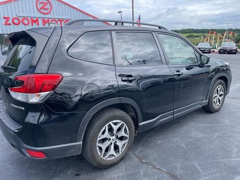Used 2021 Subaru Forester Premium w/ Popular Package #1 AWD/4WD image 8