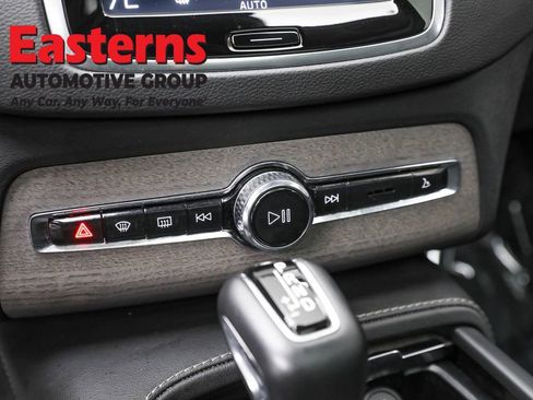 Used 2021 Volvo XC90 T6 Inscription image 19