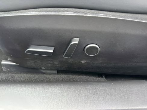 Used 2021 Tesla Model 3 Standard Range Plus image 10