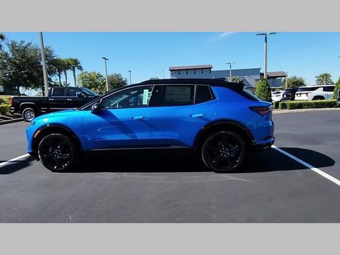 New 2026 Chevrolet Equinox EV RS image 24